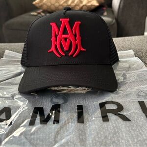 Amiri Hat